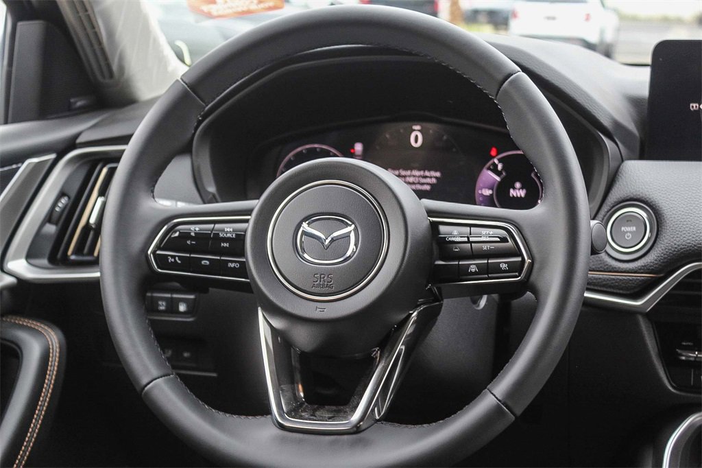 New 2025 MAZDA CX-70 Plug-In Hybrid w/ Premium Pkg image 15