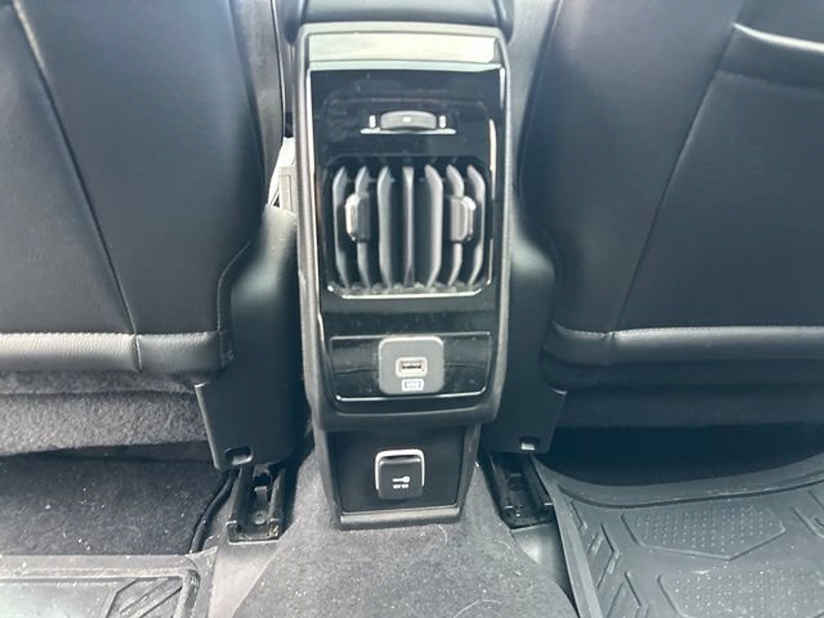 Used 2022 Jeep Compass High Altitude AWD/4WD image 19
