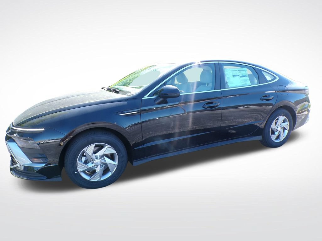 New 2026 Hyundai Sonata SE FWD image 3