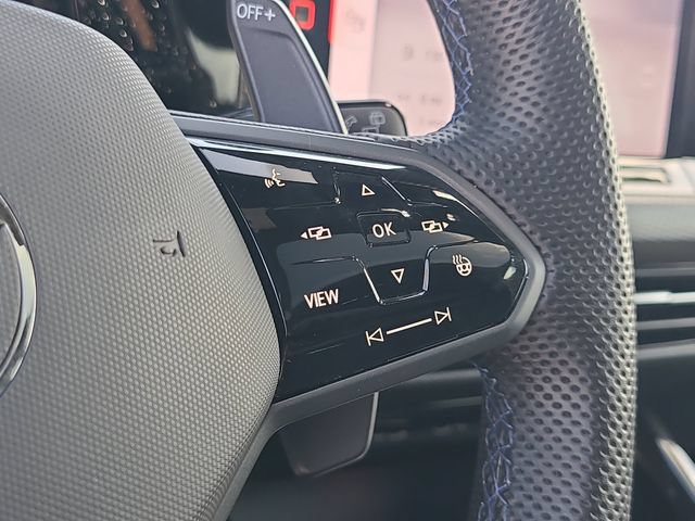 Used 2024 Volkswagen Golf R AWD/4WD image 17