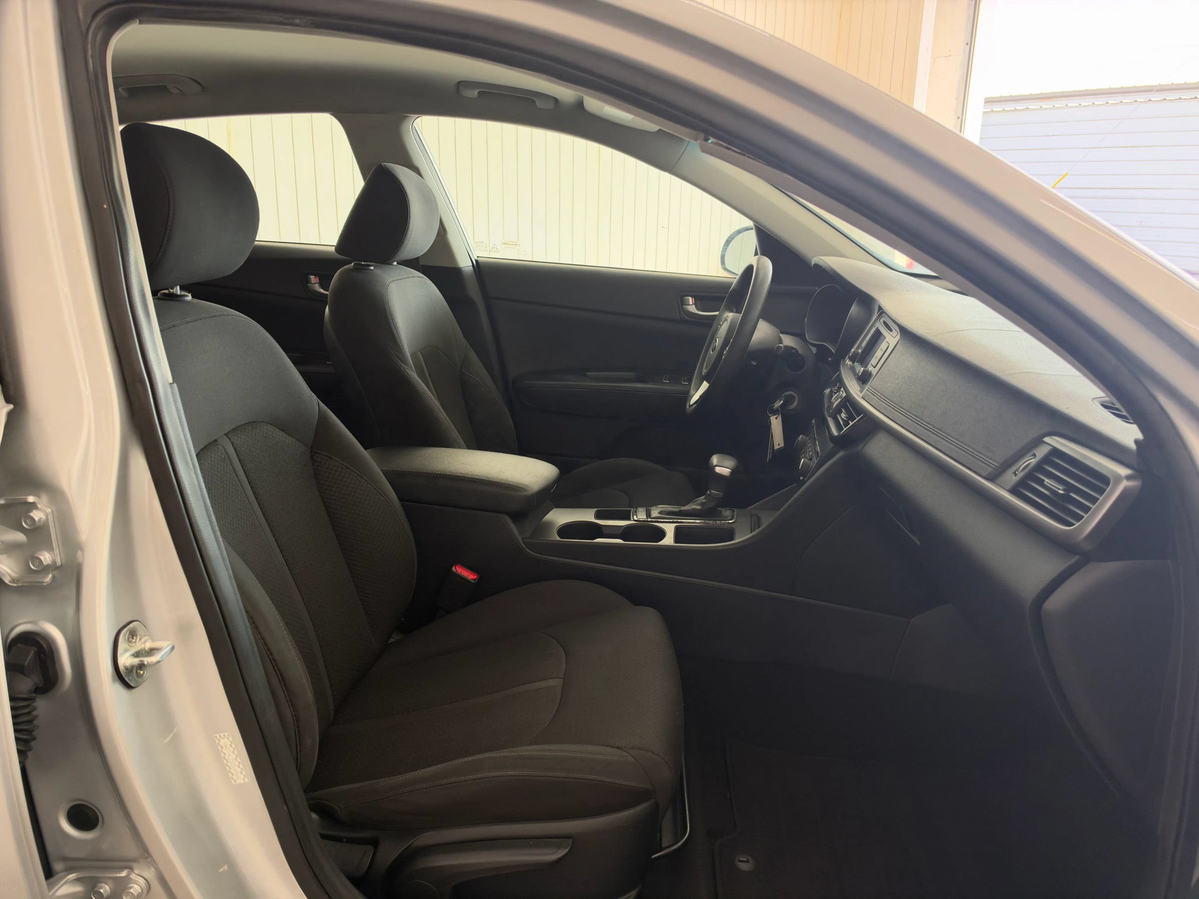 Used 2016 Kia Optima LX FWD image 9