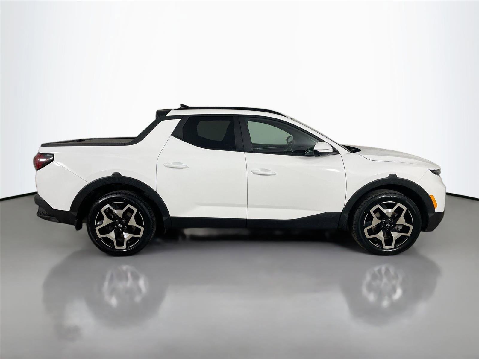 Used 2023 Hyundai Santa Cruz Limited AWD/4WD image 18