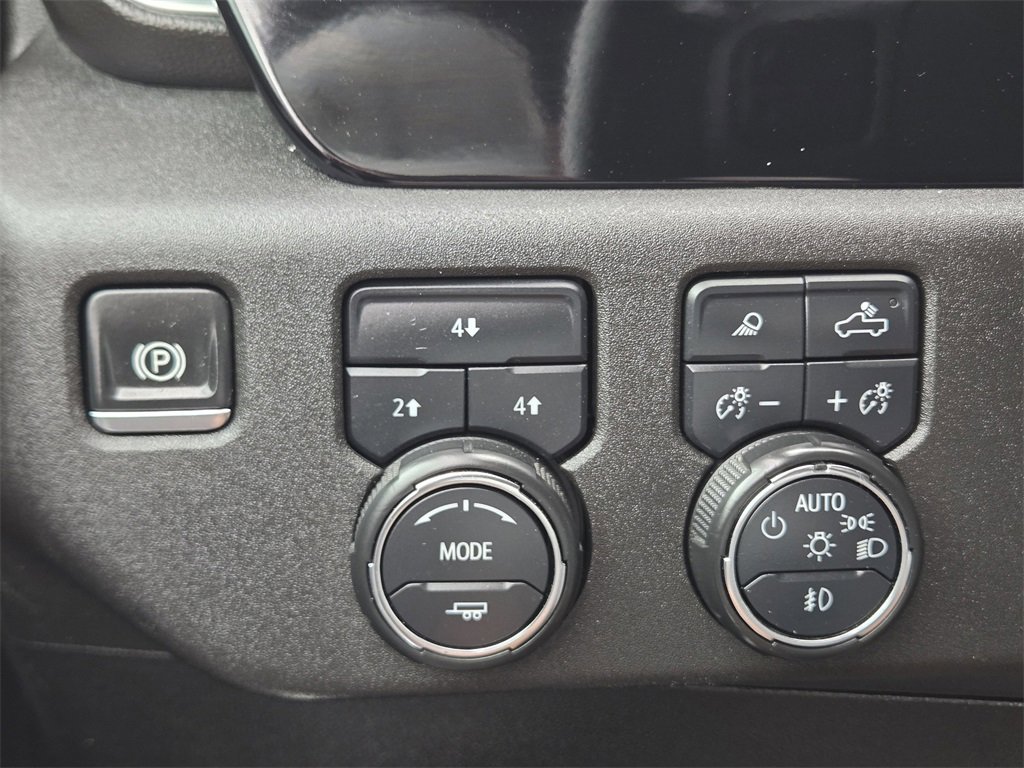 Used 2024 Chevrolet Silverado 2500 LT image 24