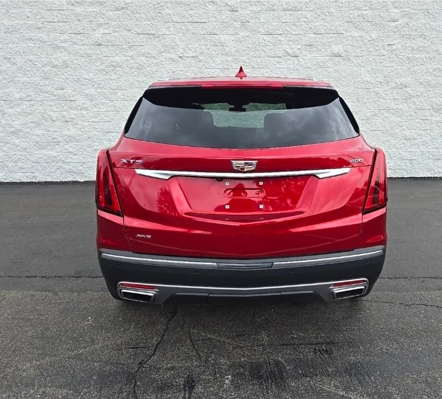 Certified 2023 Cadillac XT5 Premium Luxury AWD/4WD image 7