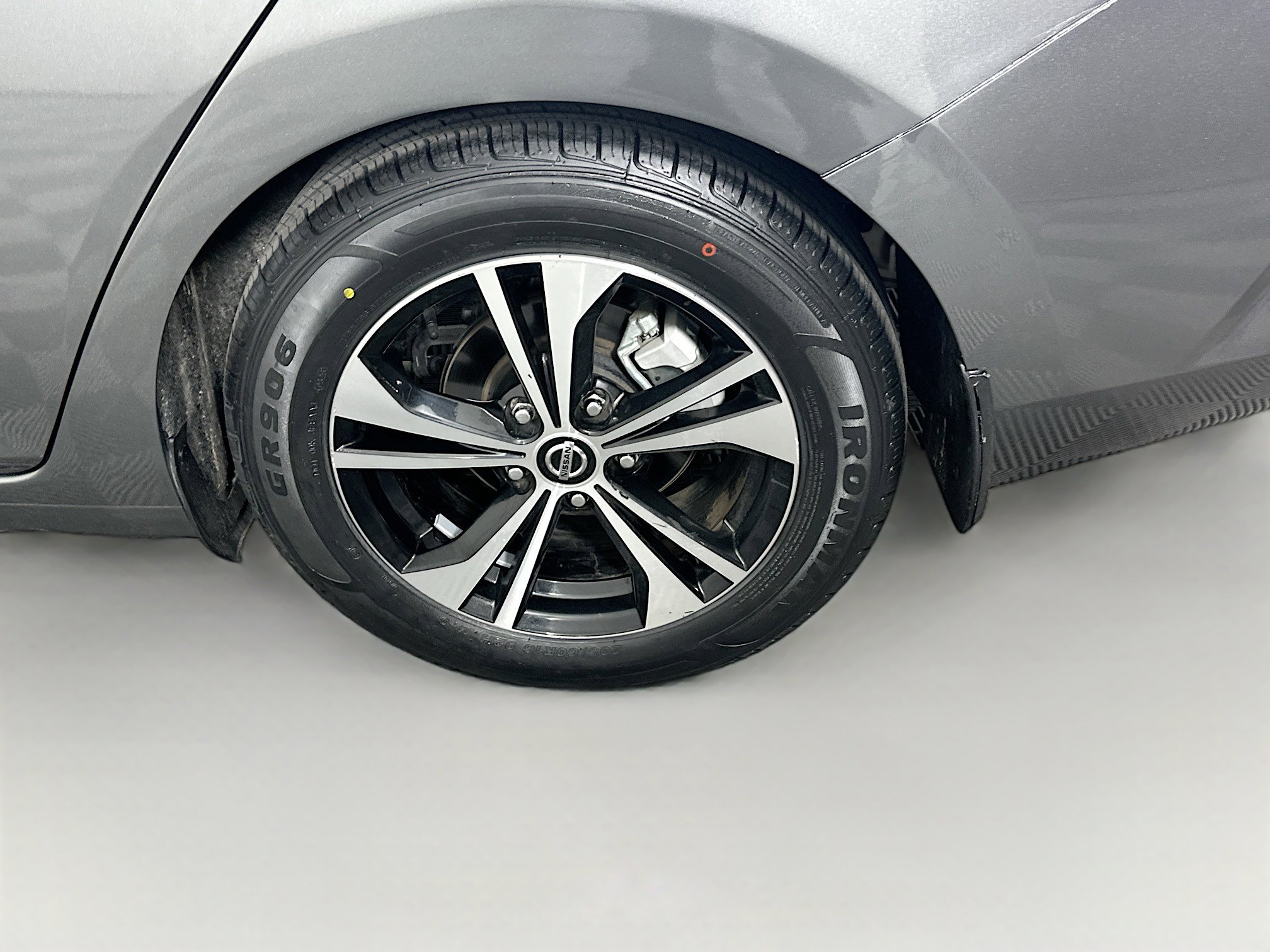 Used 2020 Nissan Sentra SV w/ Electronics Package FWD image 11