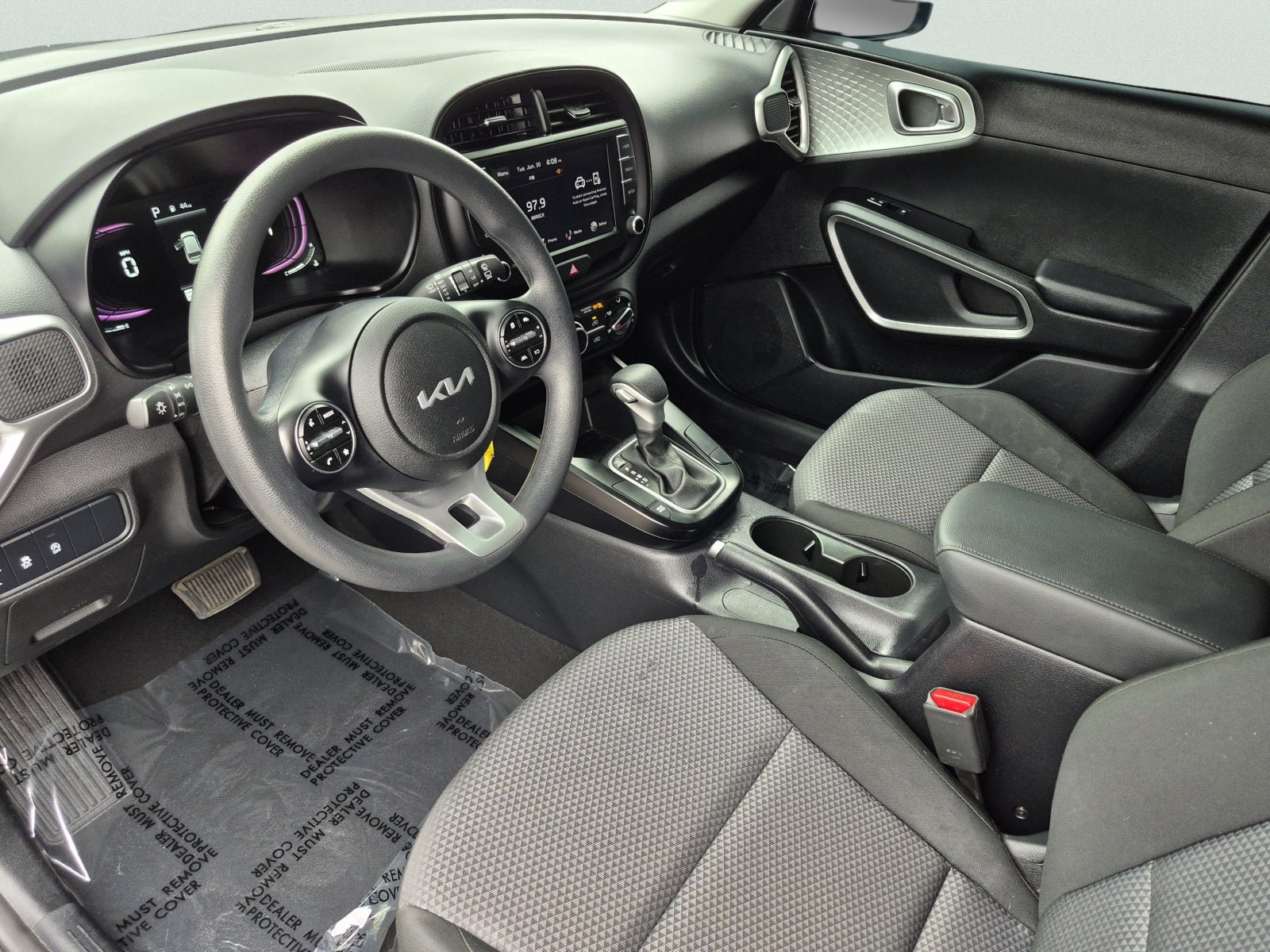 Used 2023 Kia Soul LX FWD image 18