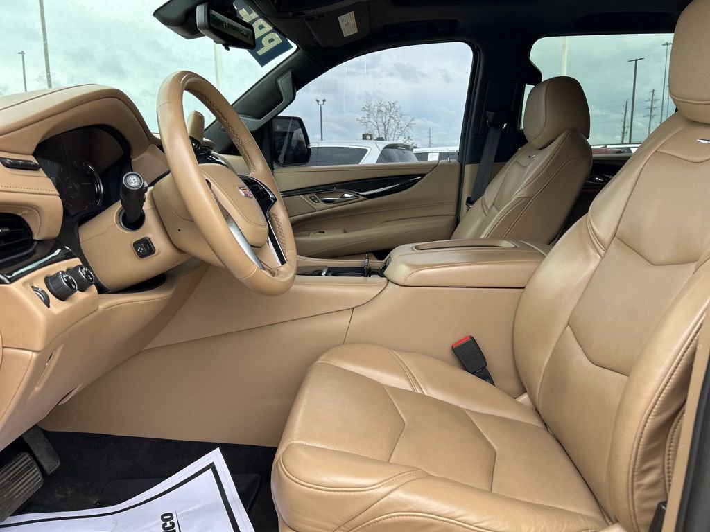 Used 2020 Cadillac Escalade Platinum AWD/4WD image 14