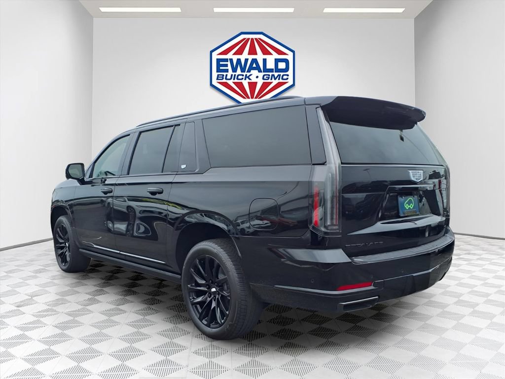 Certified 2026 Cadillac Escalade ESV Sport w/ LPO, ONYX Package AWD/4WD image 4