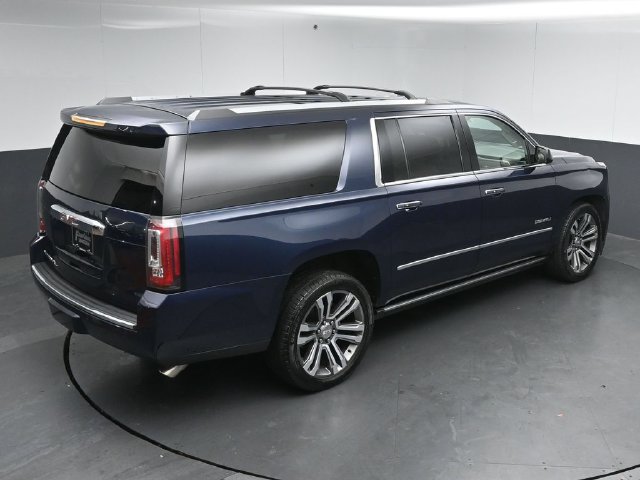 Used 2018 GMC Yukon XL Denali w/ Denali Ultimate Package AWD/4WD image 51
