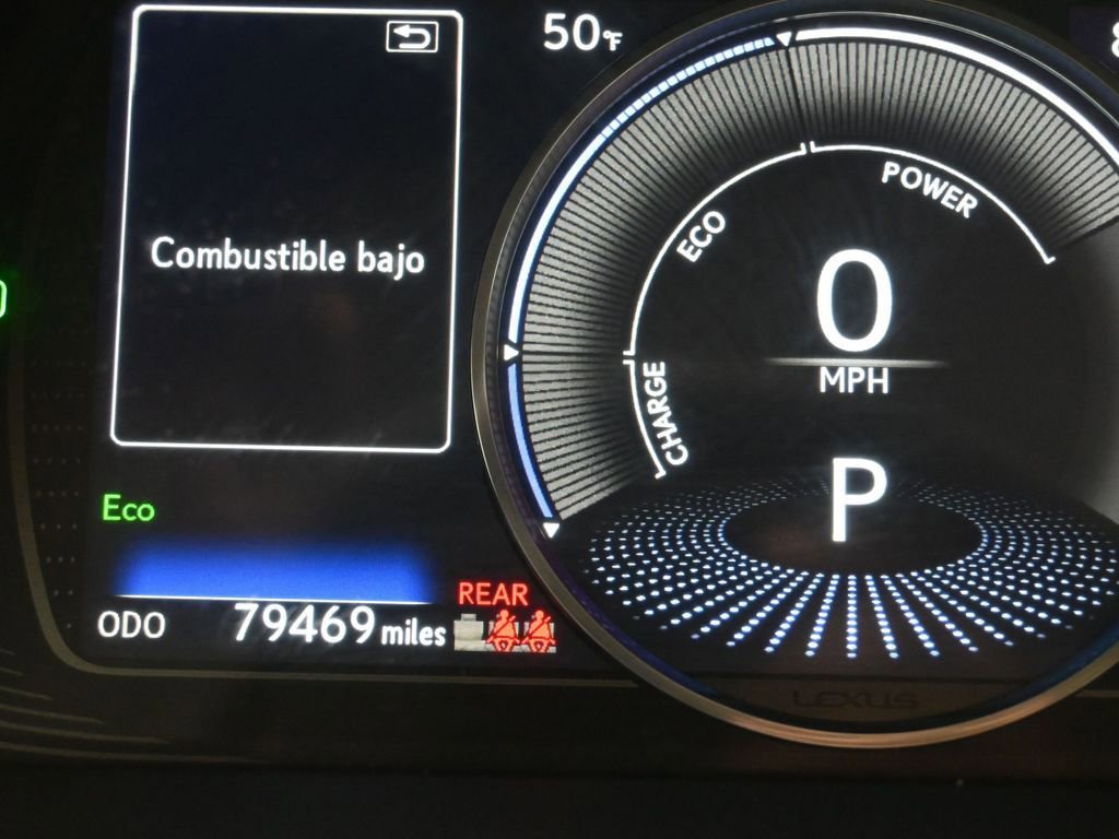 Used 2024 Lexus ES 300h w/ Premium Package FWD image 16