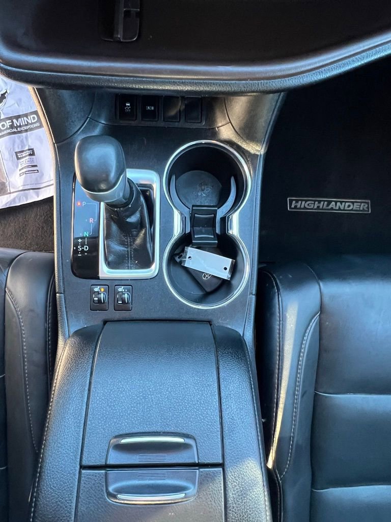 Used 2019 Toyota Highlander XLE image 13