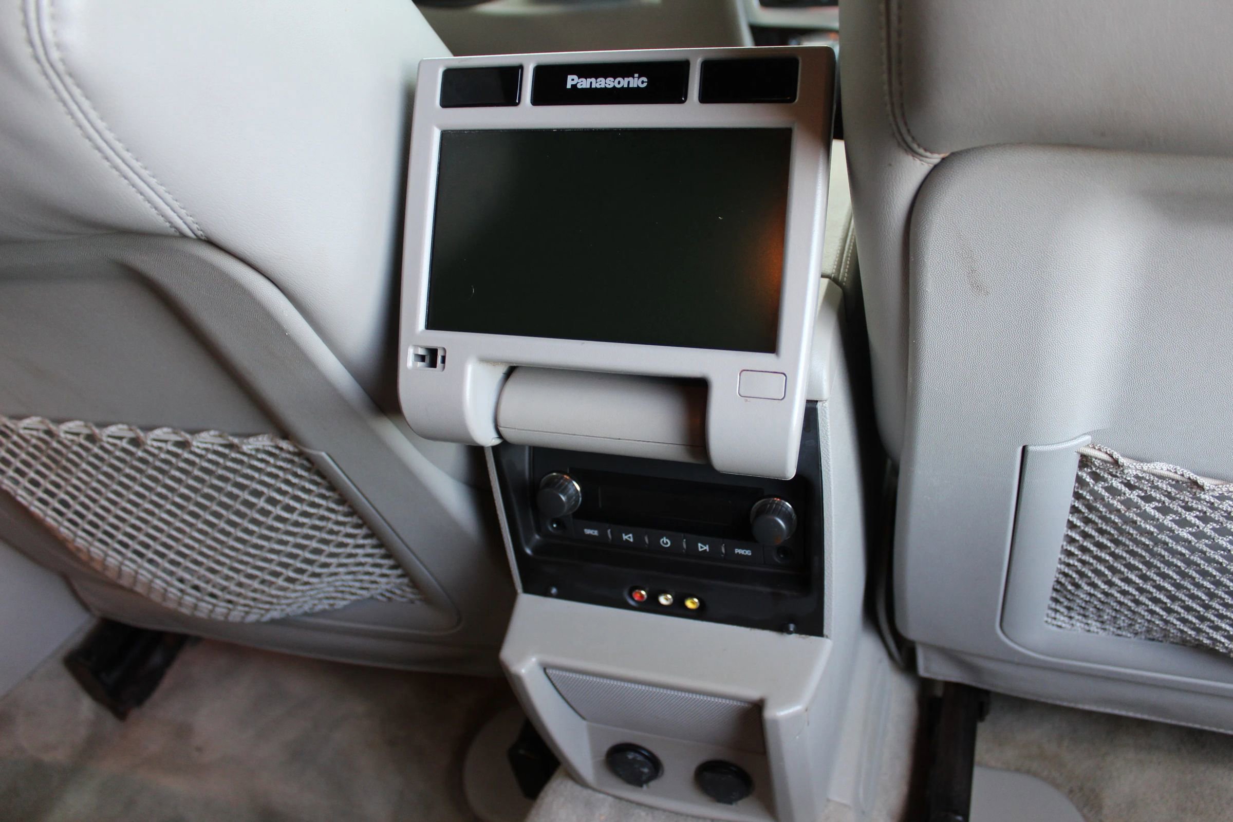 Used 2007 Cadillac SRX w/ Theater Package image 22