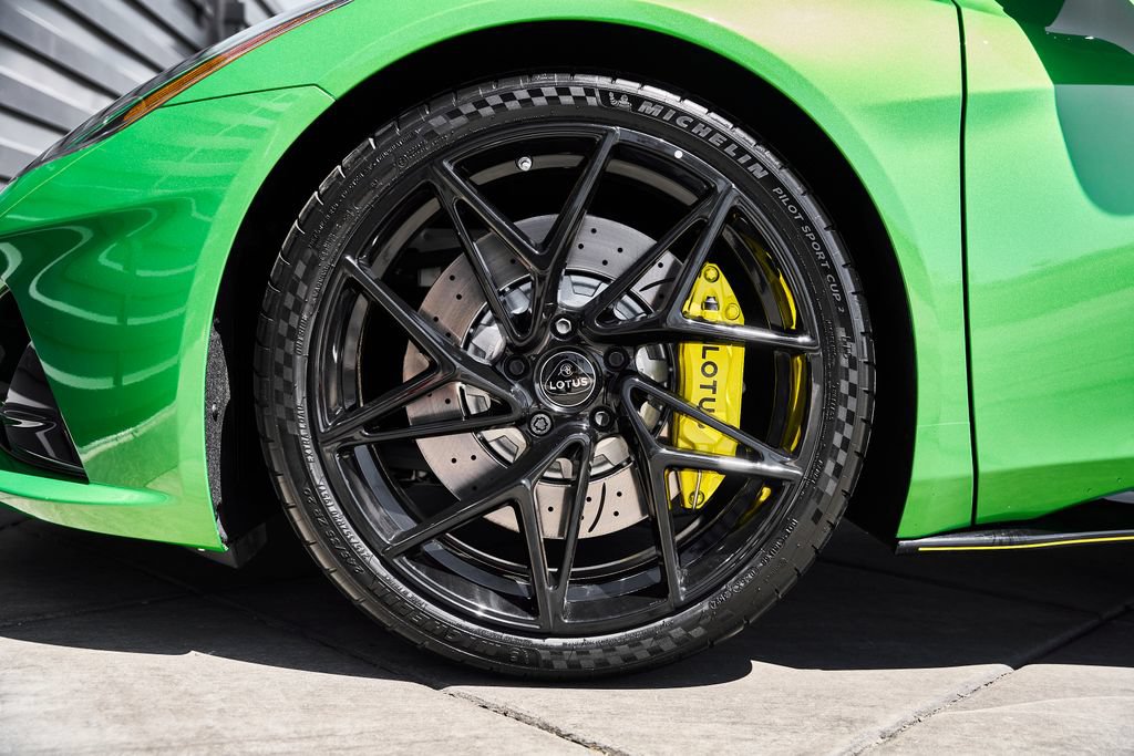 Used 2026 Lotus Emira SE RWD image 3