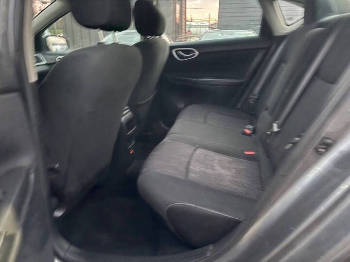 Used 2019 Nissan Sentra SV w/ Special Edition Package image 10