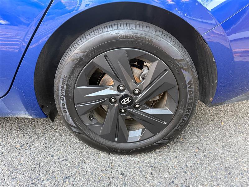 Used 2023 Hyundai Elantra SEL FWD image 16
