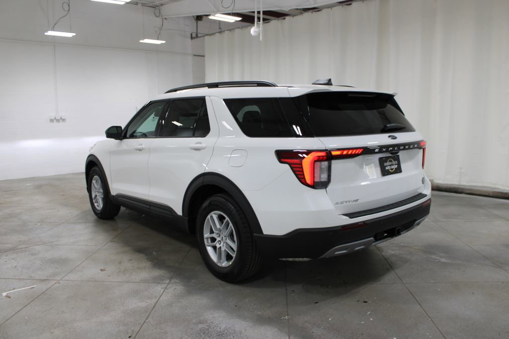 New 2026 Ford Explorer Active image 6
