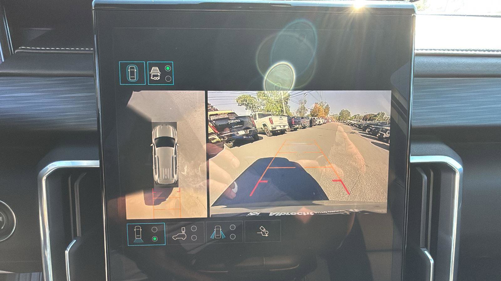 New 2025 GMC Acadia Elevation w/ Elevation Premium Package image 14