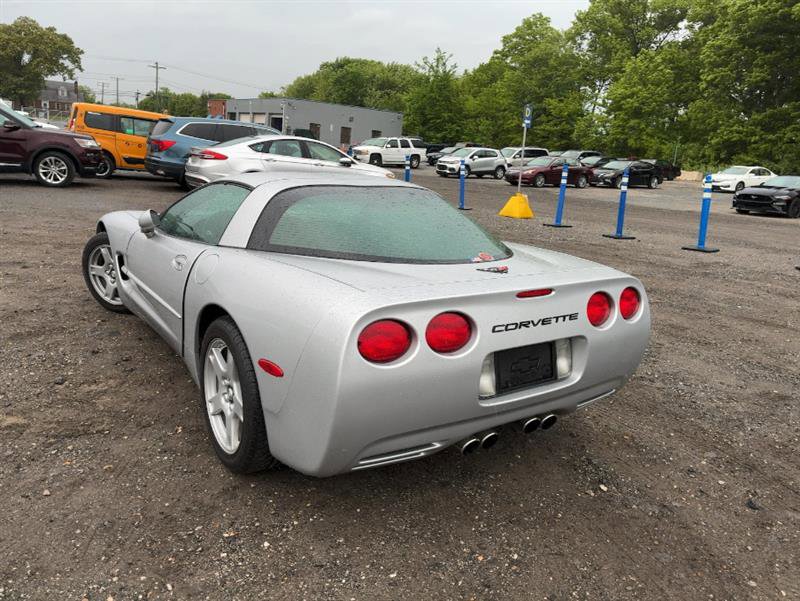 Used 1999 Chevrolet Corvette Coupe w/ Memory Pkg RWD image 7