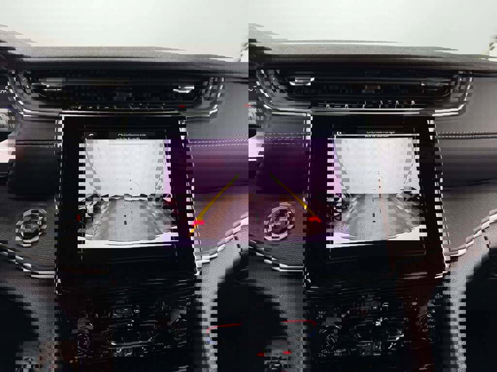 New 2025 Jeep Grand Cherokee Altitude image 31