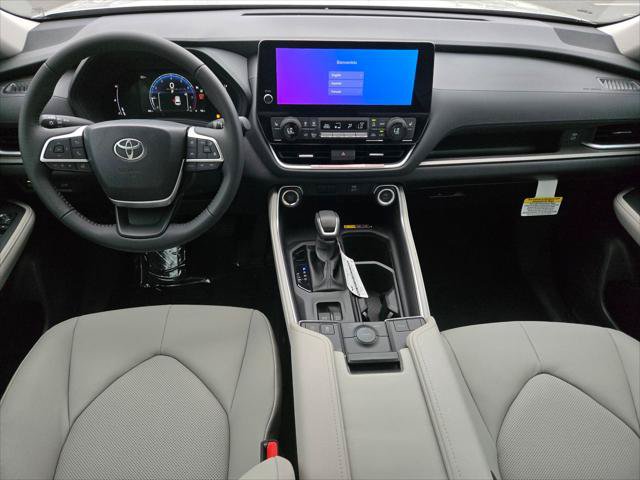 Certified 2026 Toyota Grand Highlander FWD image 14