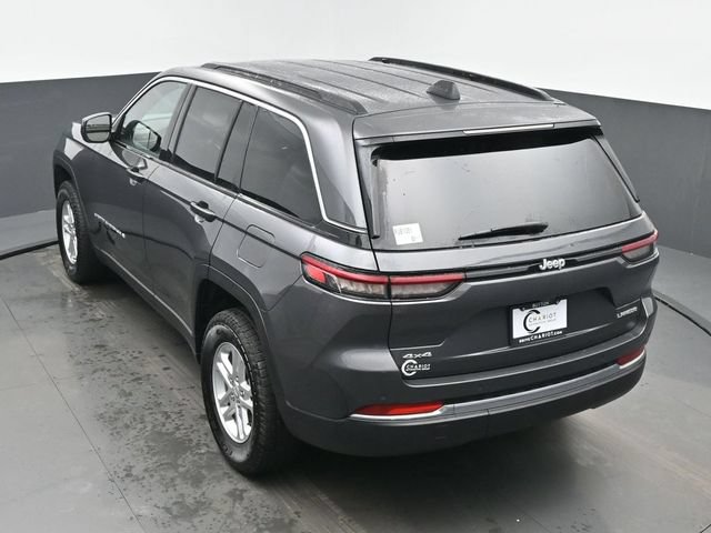 Used 2024 Jeep Grand Cherokee Laredo AWD/4WD image 41