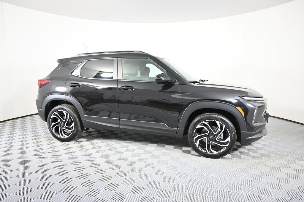 New 2026 Chevrolet TrailBlazer RS w/ Convenience Package AWD/4WD image 8