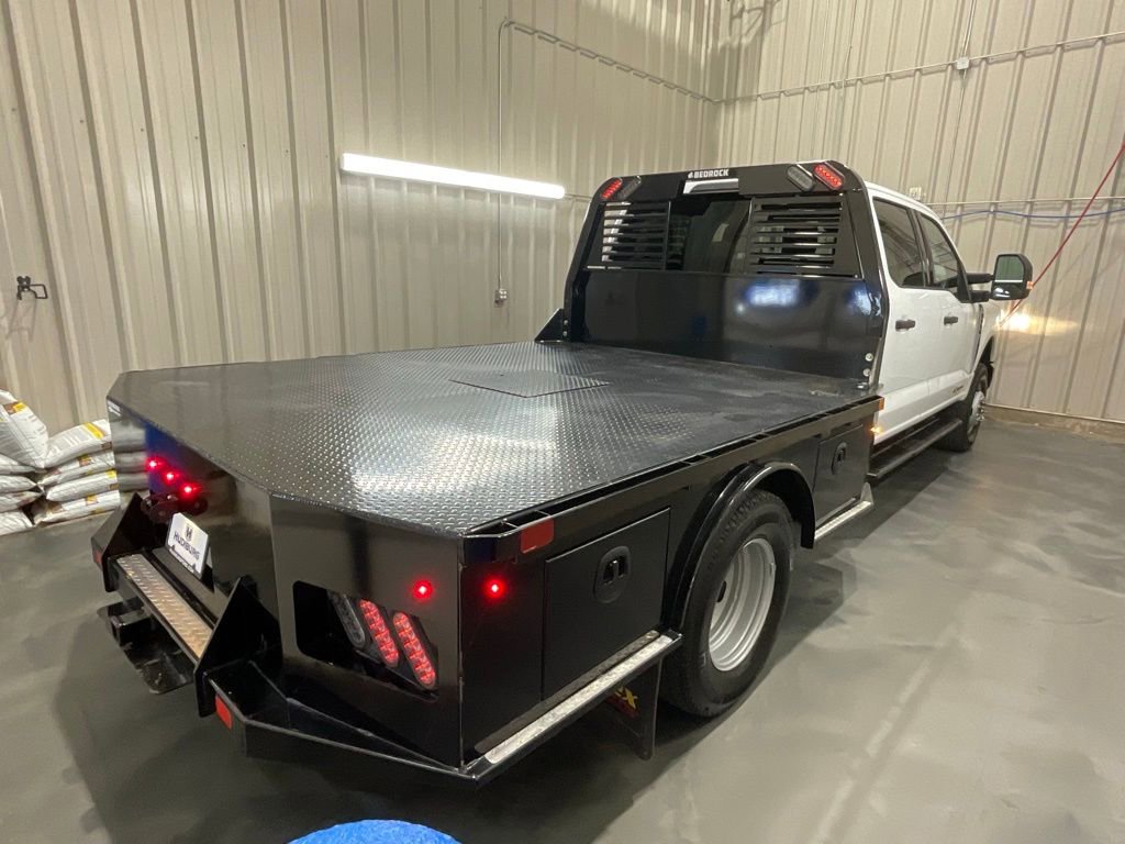 Used 2023 Ford F350 XLT image 26