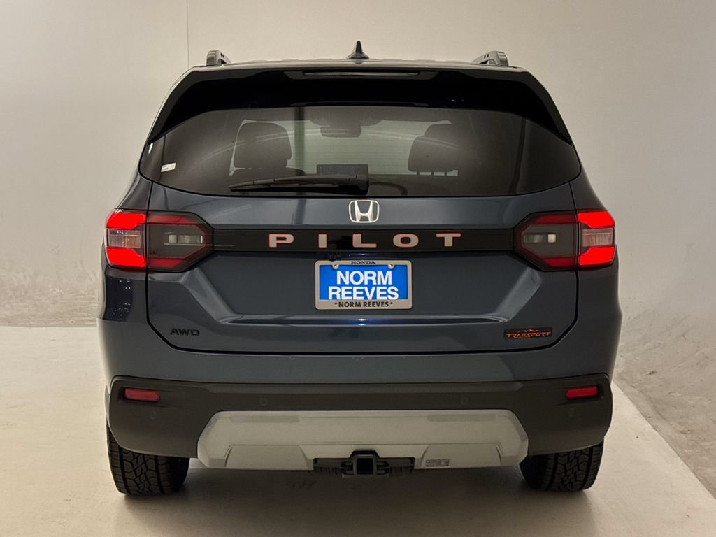 New 2026 Honda Pilot TrailSport image 8