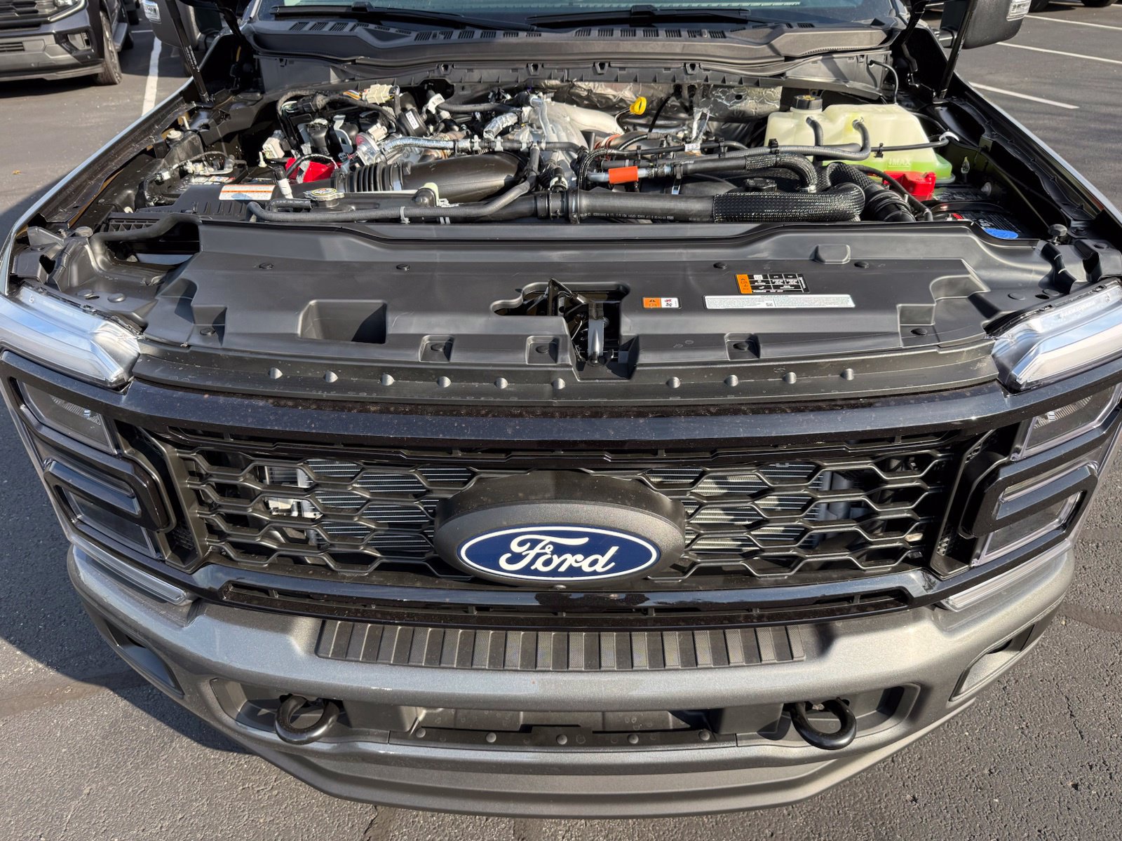 New 2027 Ford F350 Lariat w/ Black Appearance Package AWD/4WD image 43