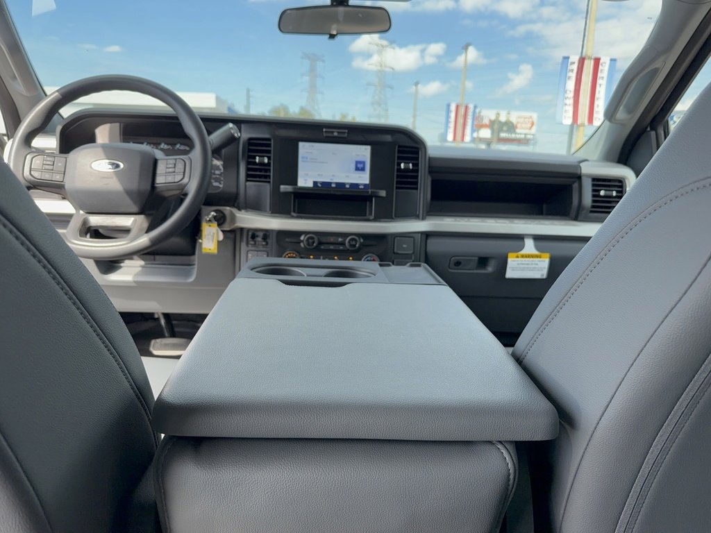 New 2026 Ford F350 XL w/ XL Chrome Package image 42