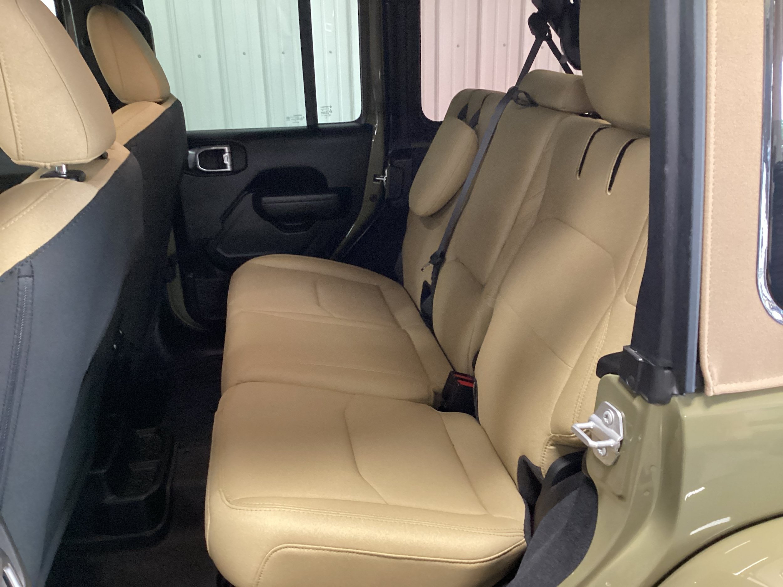 Used 2025 Jeep Wrangler Unlimited Sport S 4xe AWD/4WD image 31