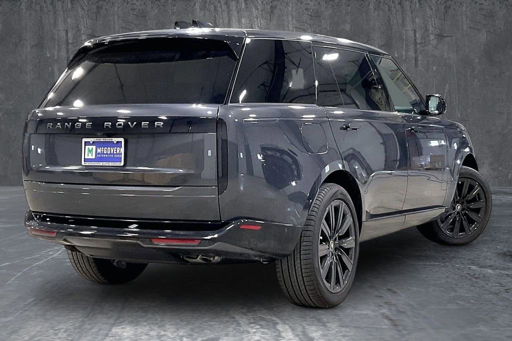 Used 2025 Land Rover Range Rover Long Wheelbase SE AWD/4WD image 6