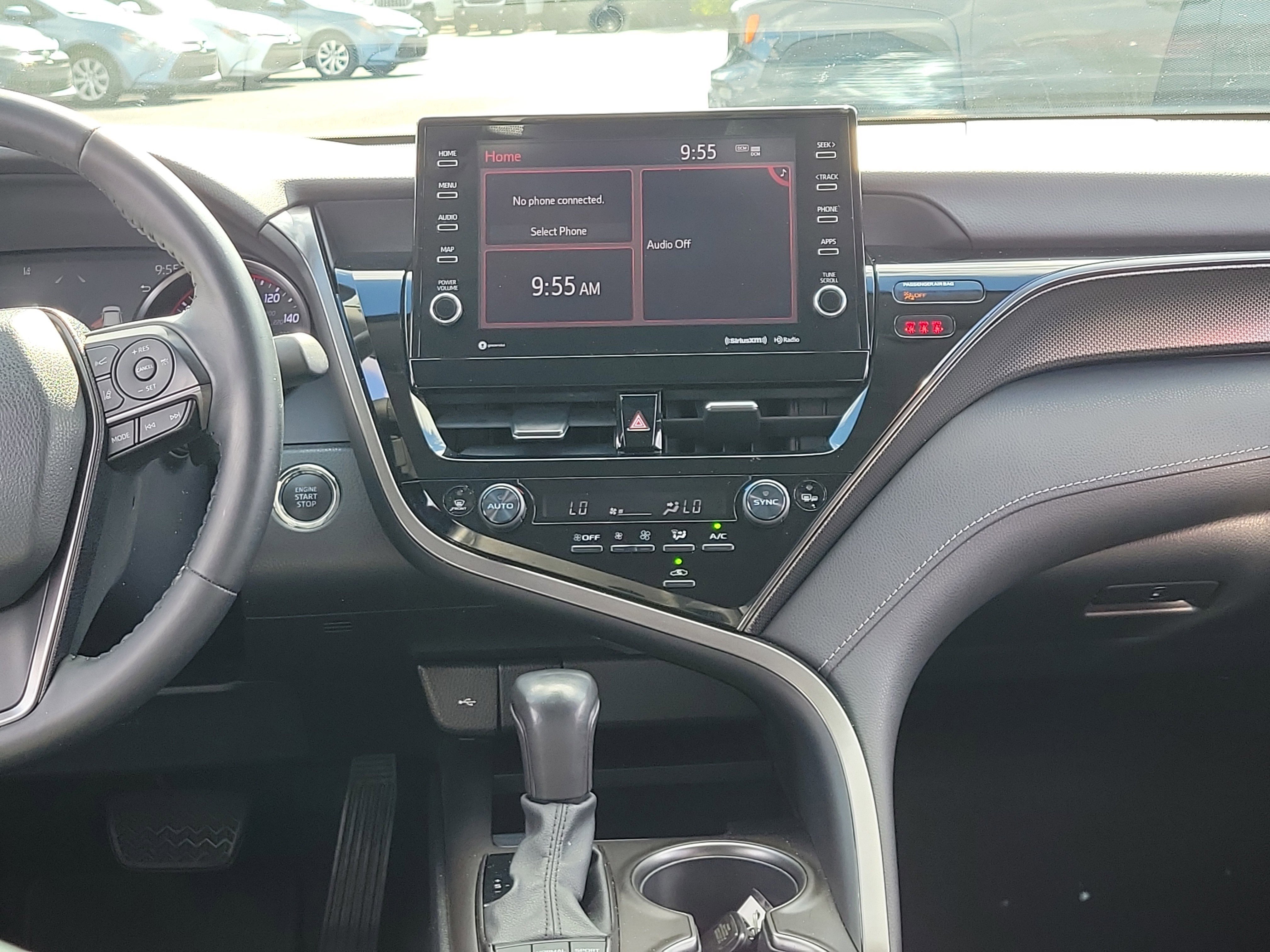 Used 2021 Toyota Camry XSE FWD image 19