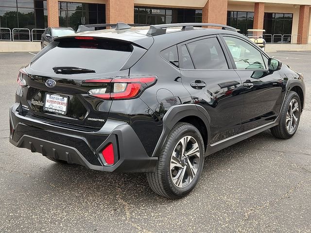 Used 2025 Subaru Crosstrek 2.0i Premium AWD/4WD image 4