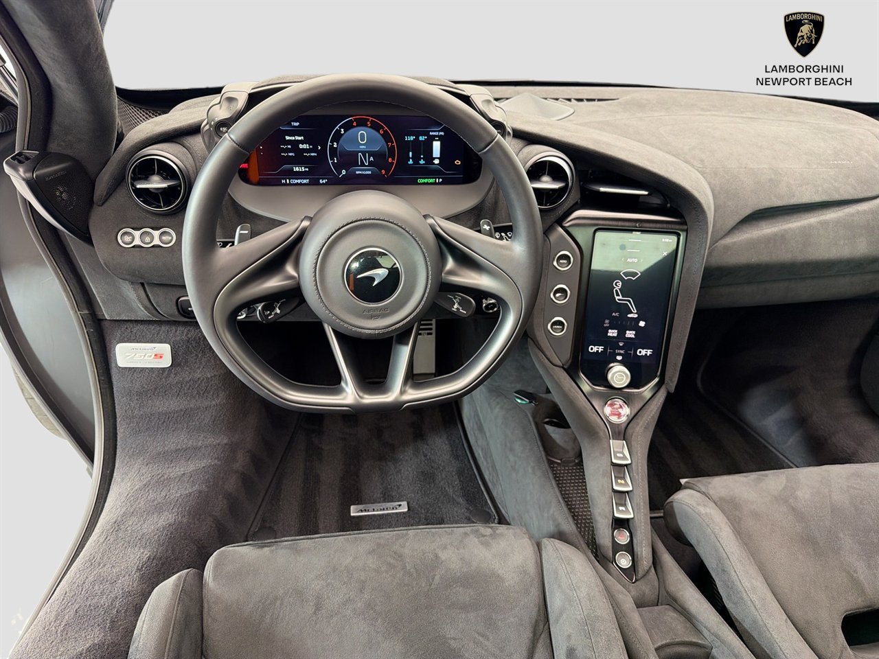 Used 2024 McLaren 750S RWD image 36