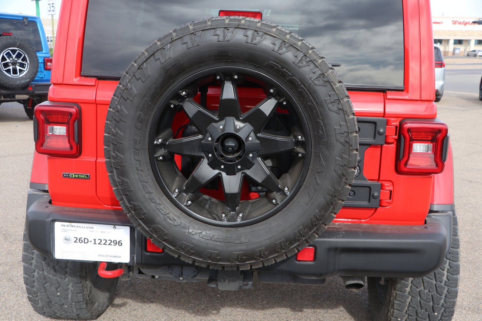 Used 2023 Jeep Wrangler Unlimited Rubicon w/ Steel Bumper Group AWD/4WD image 6