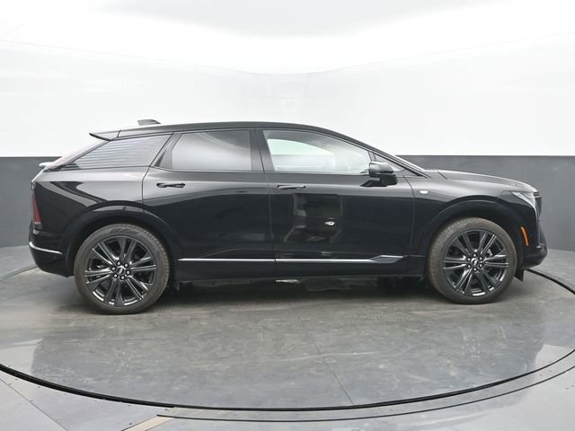 New 2026 Cadillac Optiq Sport 2 w/ LPO, Floor Liner Package image 6