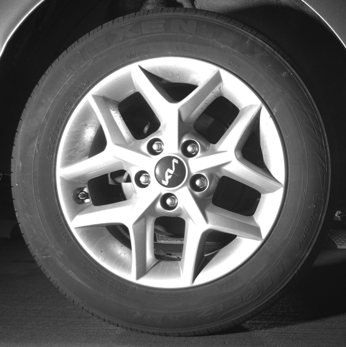 Used 2025 Kia Soul LX w/ LX Technology Package FWD image 15