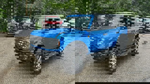 New 2025 Ford Bronco Badlands image 2