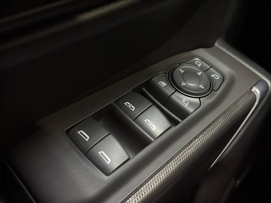 Certified 2021 GMC Sierra 1500 AT4 w/ AT4 Preferred Package image 38