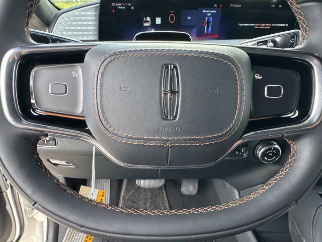New 2025 Lincoln Navigator L Black Label image 27