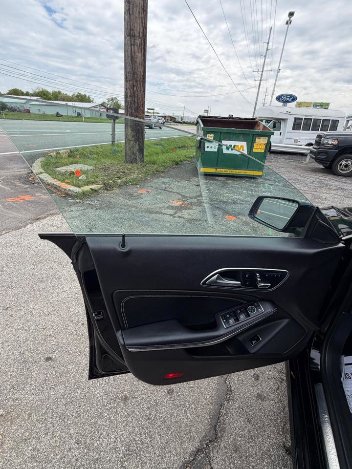 Used 2018 Mercedes-Benz CLA 250 4MATIC image 9