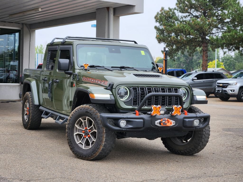Used 2024 Jeep Gladiator Mojave AWD/4WD image 1