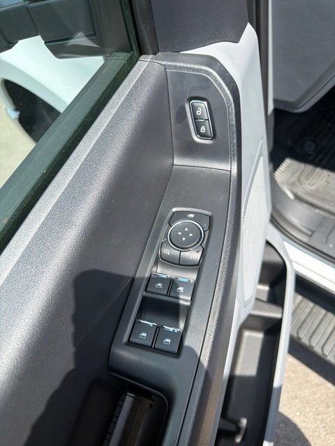 New 2026 Ford F250 XL w/ XL Chrome Package AWD/4WD image 23