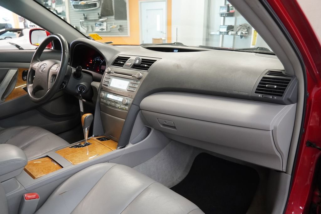 Used 2007 Toyota Camry V6 FWD image 32