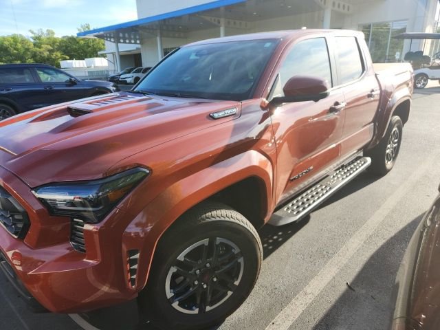 Used 2025 Toyota Tacoma TRD Sport w/ TRD Sport Premium Package AWD/4WD image 1