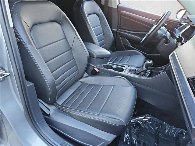 Used 2022 Volkswagen Jetta SE w/ Panoramic Sunroof Package FWD image 19