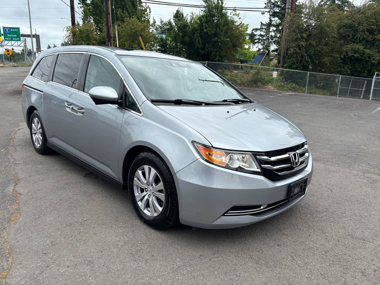 Used 2016 Honda Odyssey EX-L image 2