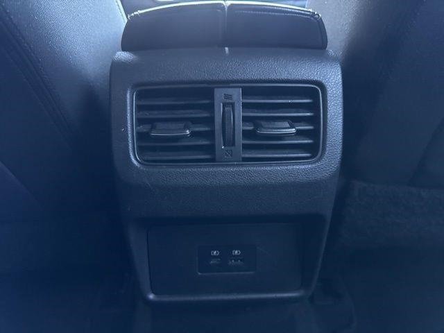 Used 2021 Nissan Rogue SV image 22