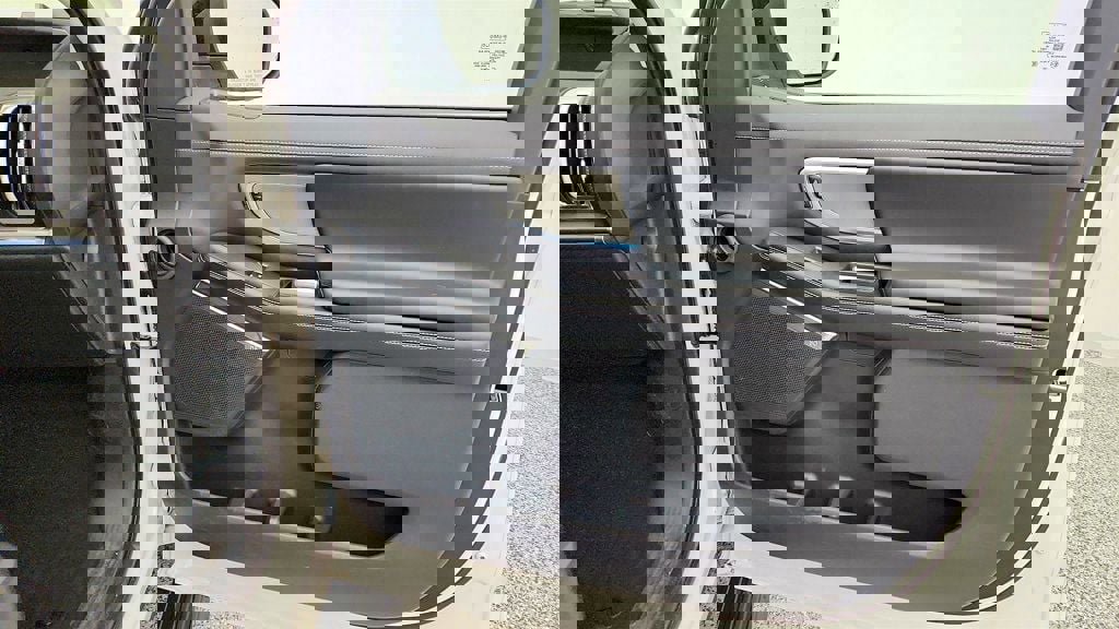 Used 2025 Ford Expedition Max Platinum image 31